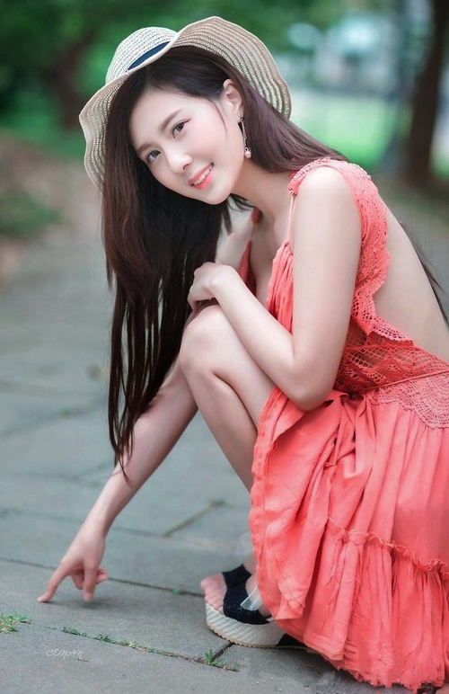 爱游戏体育app-AC米兰中场新星崭露头角,未来可期,ac米兰中场名宿