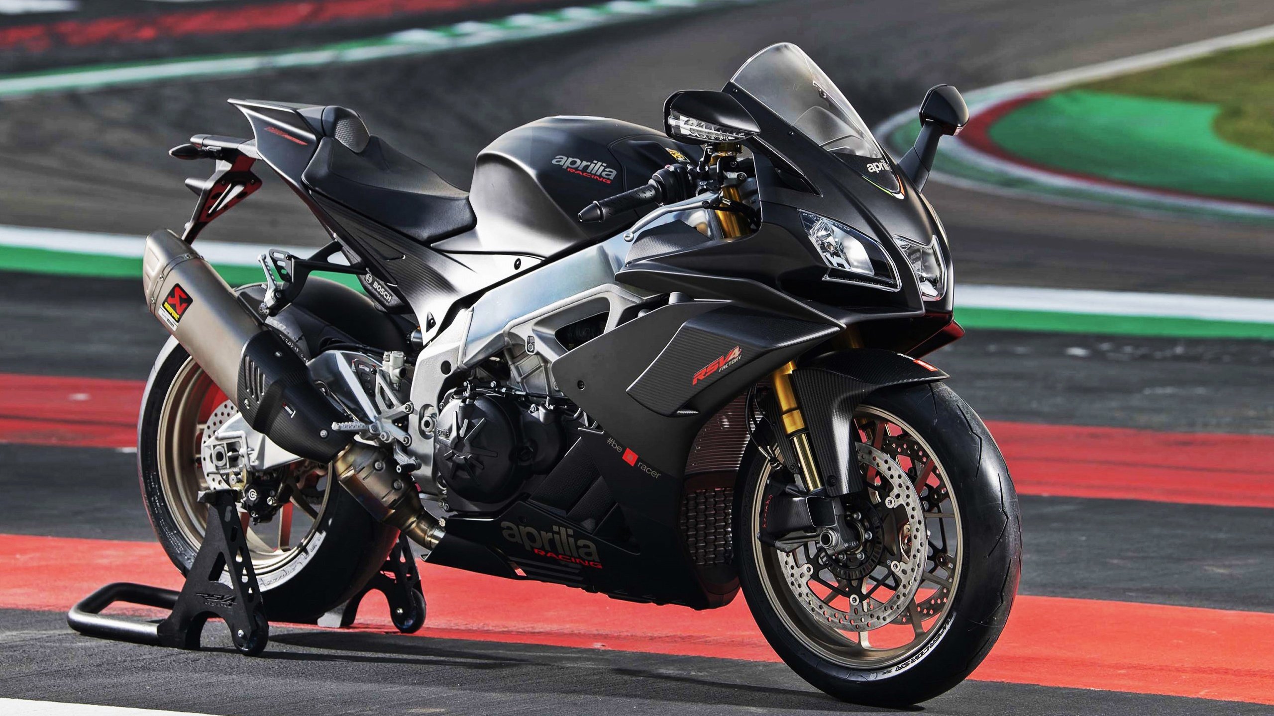 爱游戏体育(AYX)官方APP下载-【名人专访】丁俊晖:面对压力,我的应对策略,丁俊晖的影响力大吗